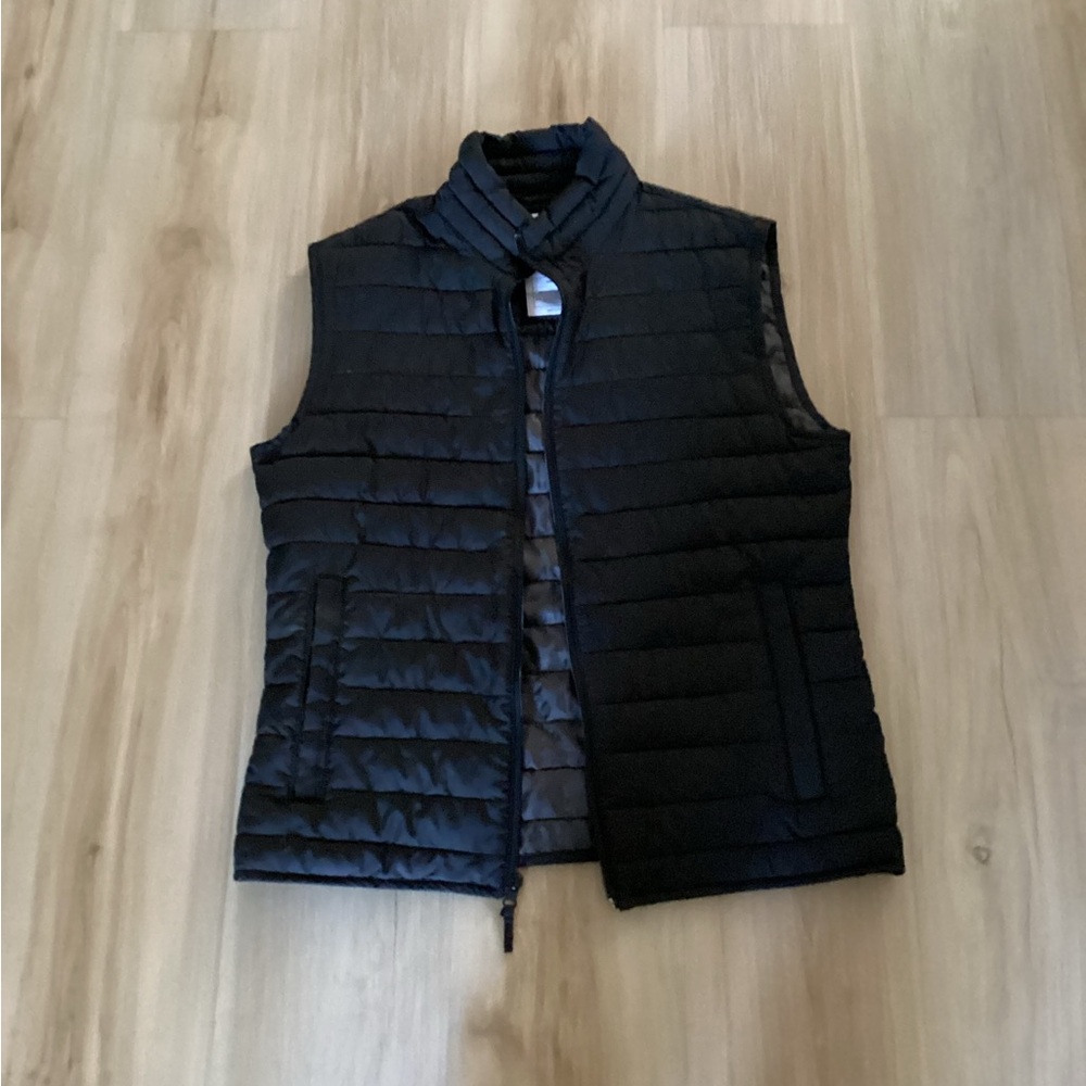 GAP Black Windproof Vest